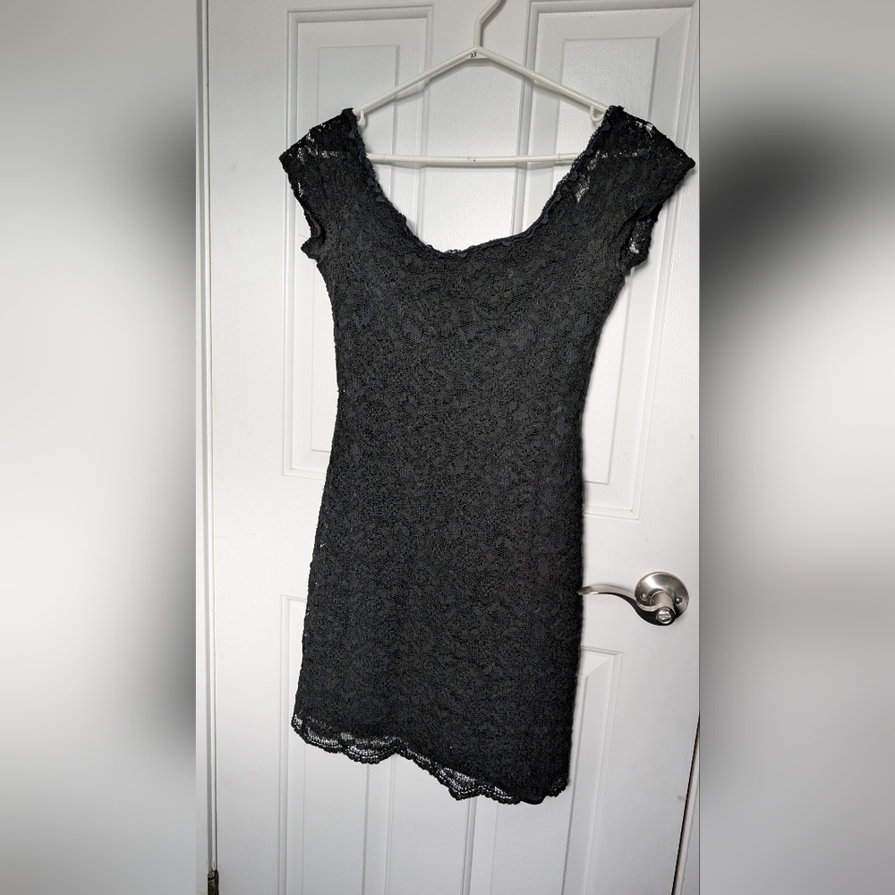 Matix Black Lace Mini Dress Cap Sleeve Bodycon Size S